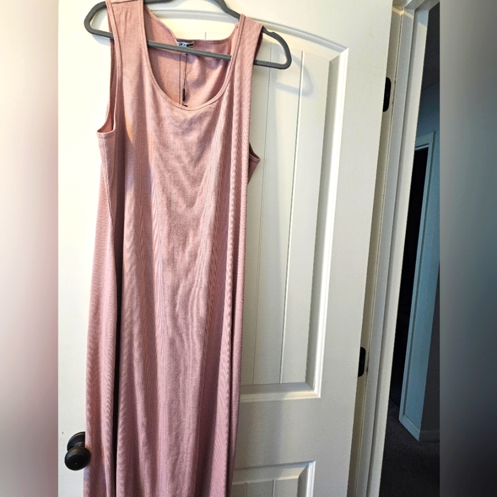 Fashion Nova mauve tank long dress size 3x